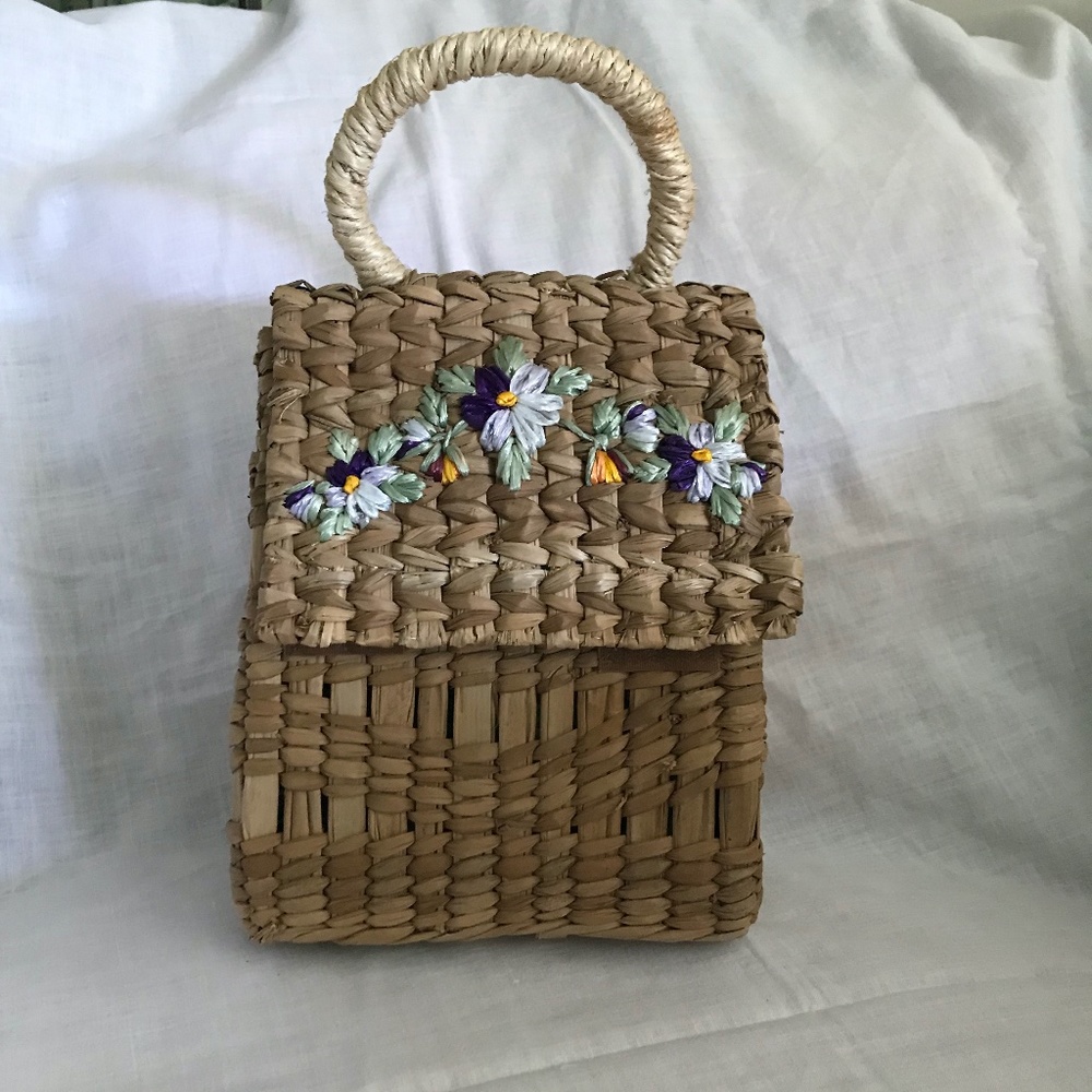 Esprit small woven hand bag NWT